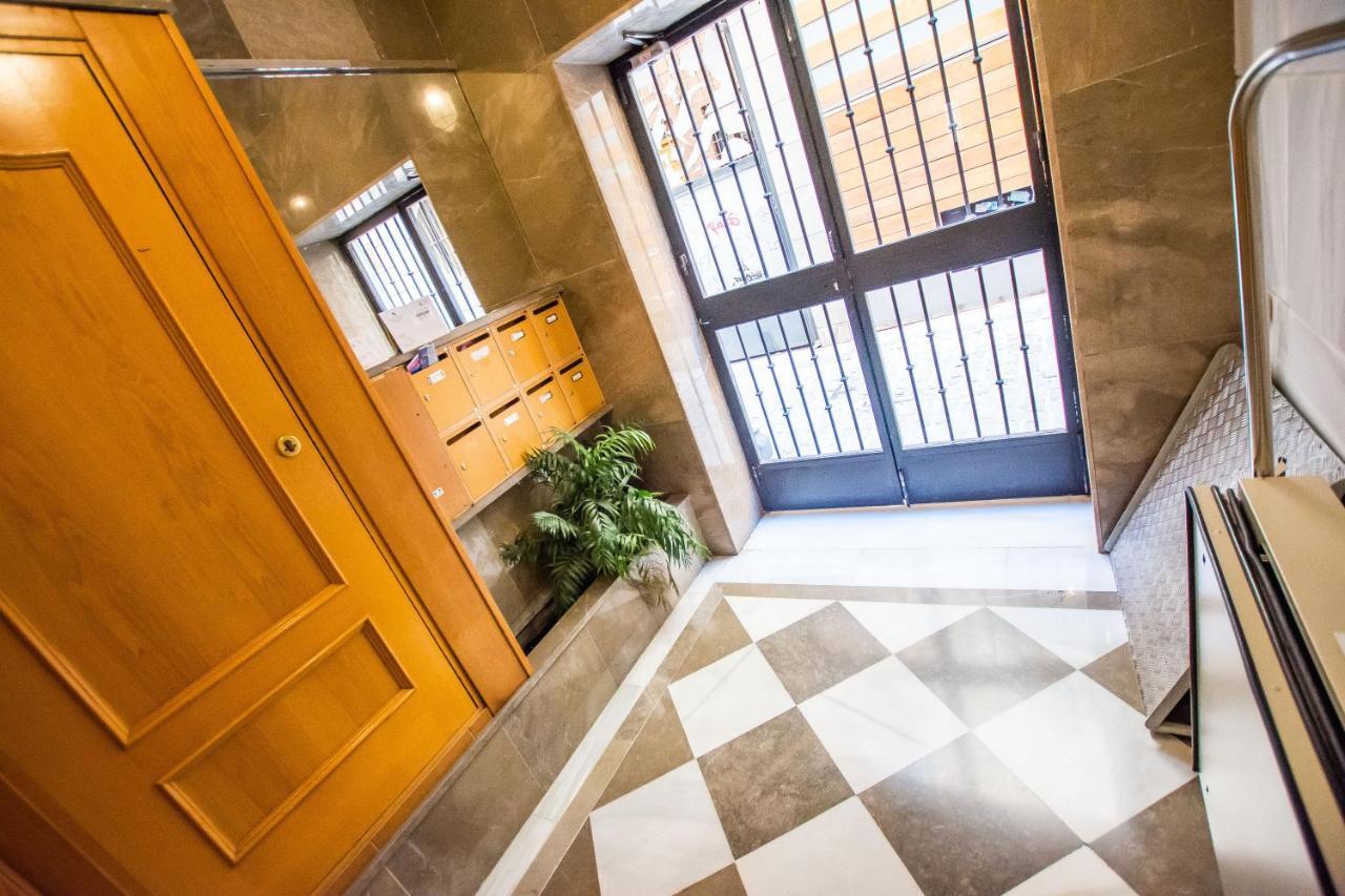 Апартаменты Ibericabeds Rejas Basic Гранада Экстерьер фото