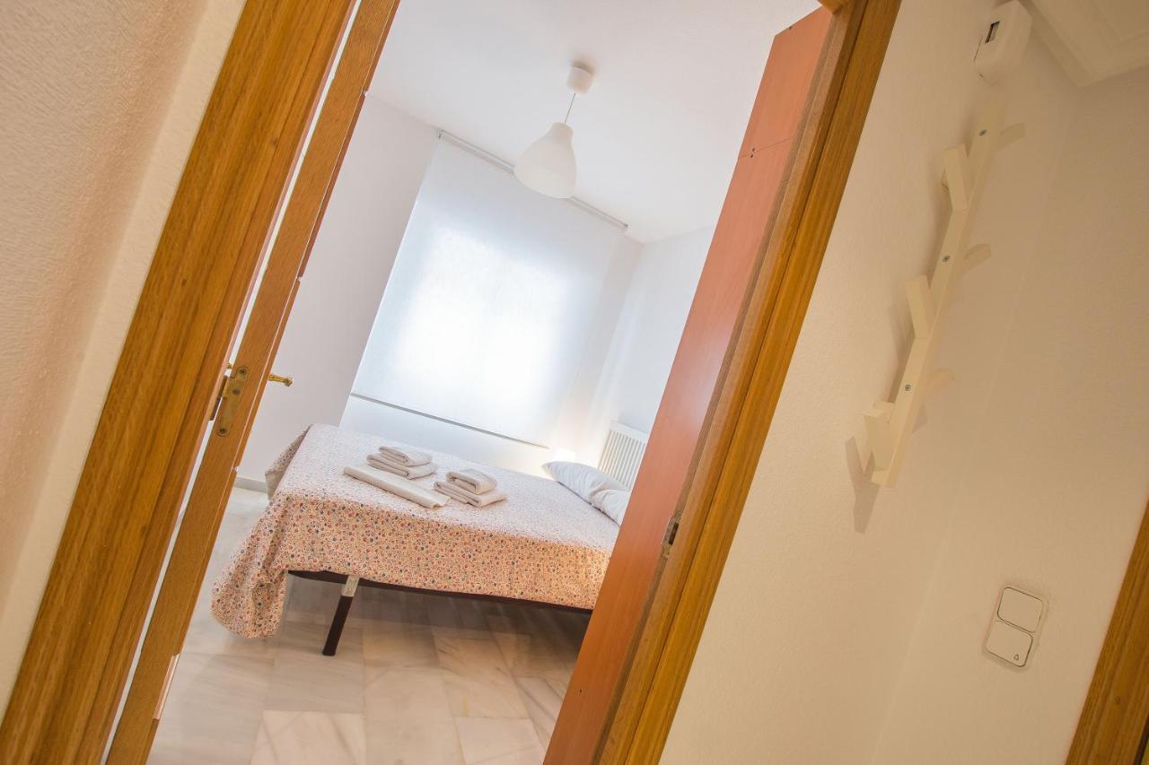 Апартаменты Ibericabeds Rejas Basic Гранада Экстерьер фото