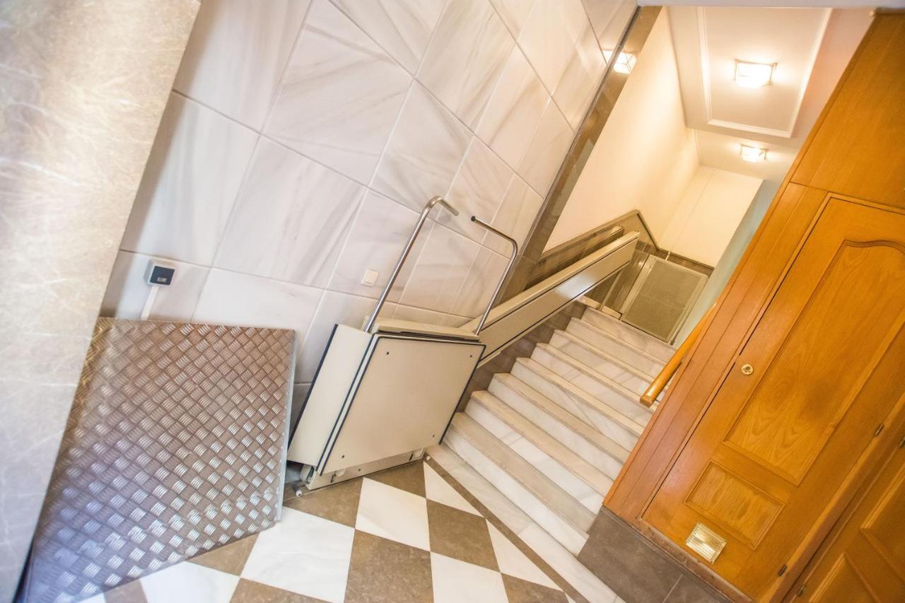 Апартаменты Ibericabeds Rejas Basic Гранада Экстерьер фото